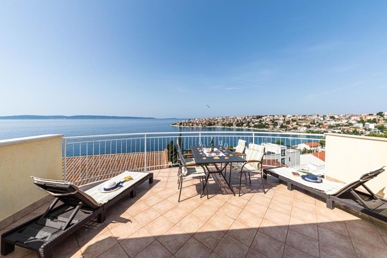 Apartments Villa Nea Leona Trogir Bagian luar foto