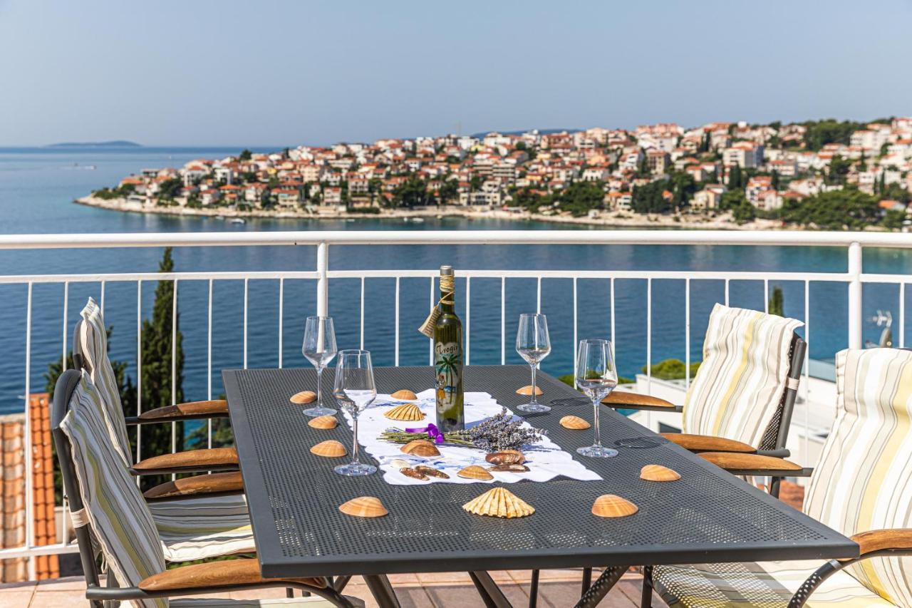 Apartments Villa Nea Leona Trogir Bagian luar foto