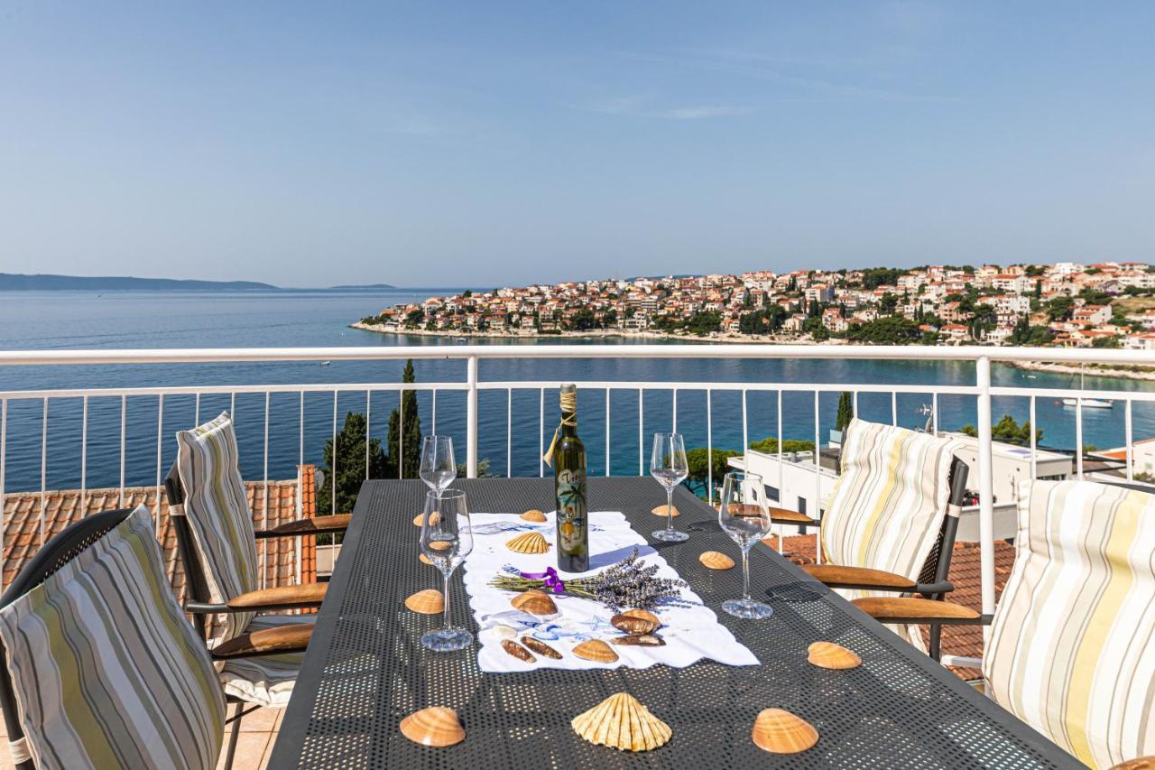 Apartments Villa Nea Leona Trogir Bagian luar foto