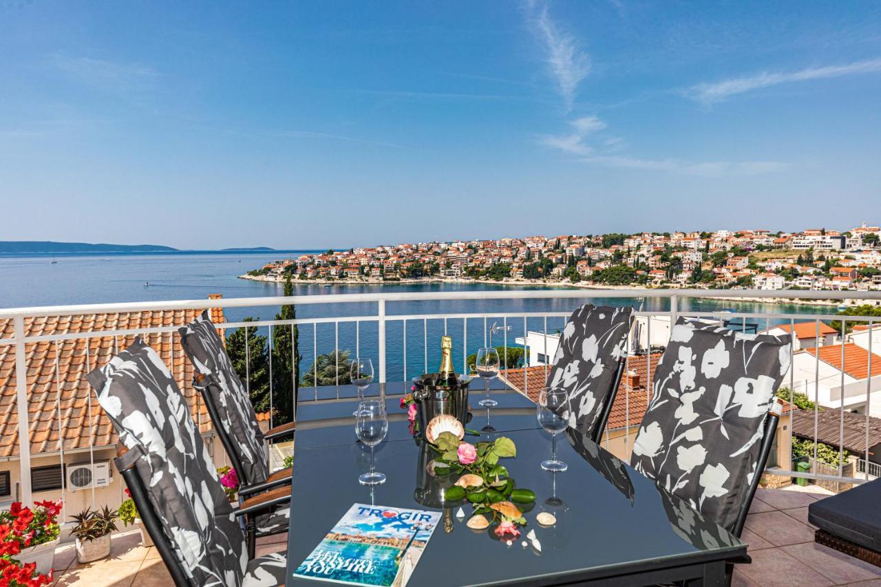 Apartments Villa Nea Leona Trogir Bagian luar foto