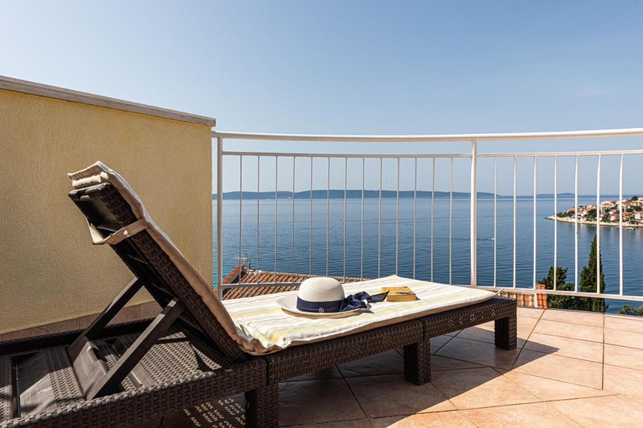 Apartments Villa Nea Leona Trogir Bagian luar foto