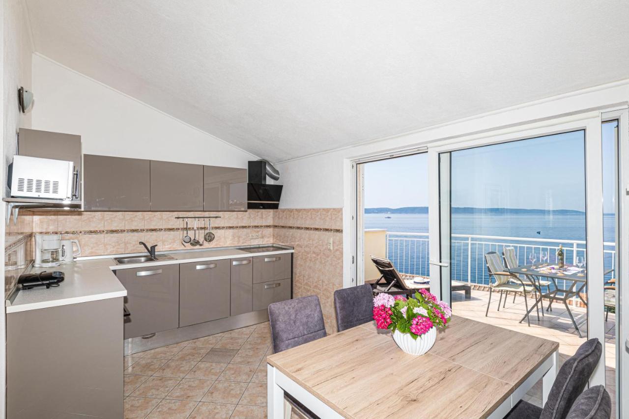 Apartments Villa Nea Leona Trogir Bagian luar foto