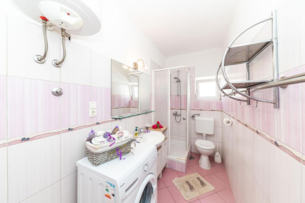Apartments Villa Nea Leona Trogir Bagian luar foto